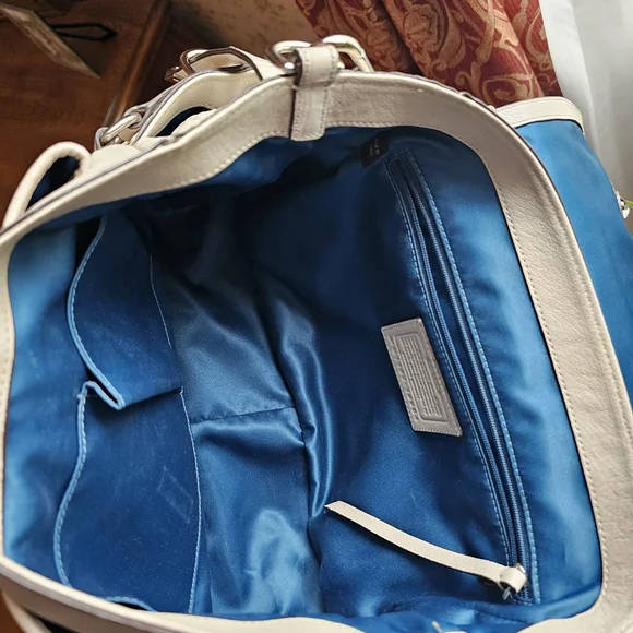 Vintage Y2K Cream Coach Madison Eva Pinnacle Leather Handbag - Picture 7 of 9